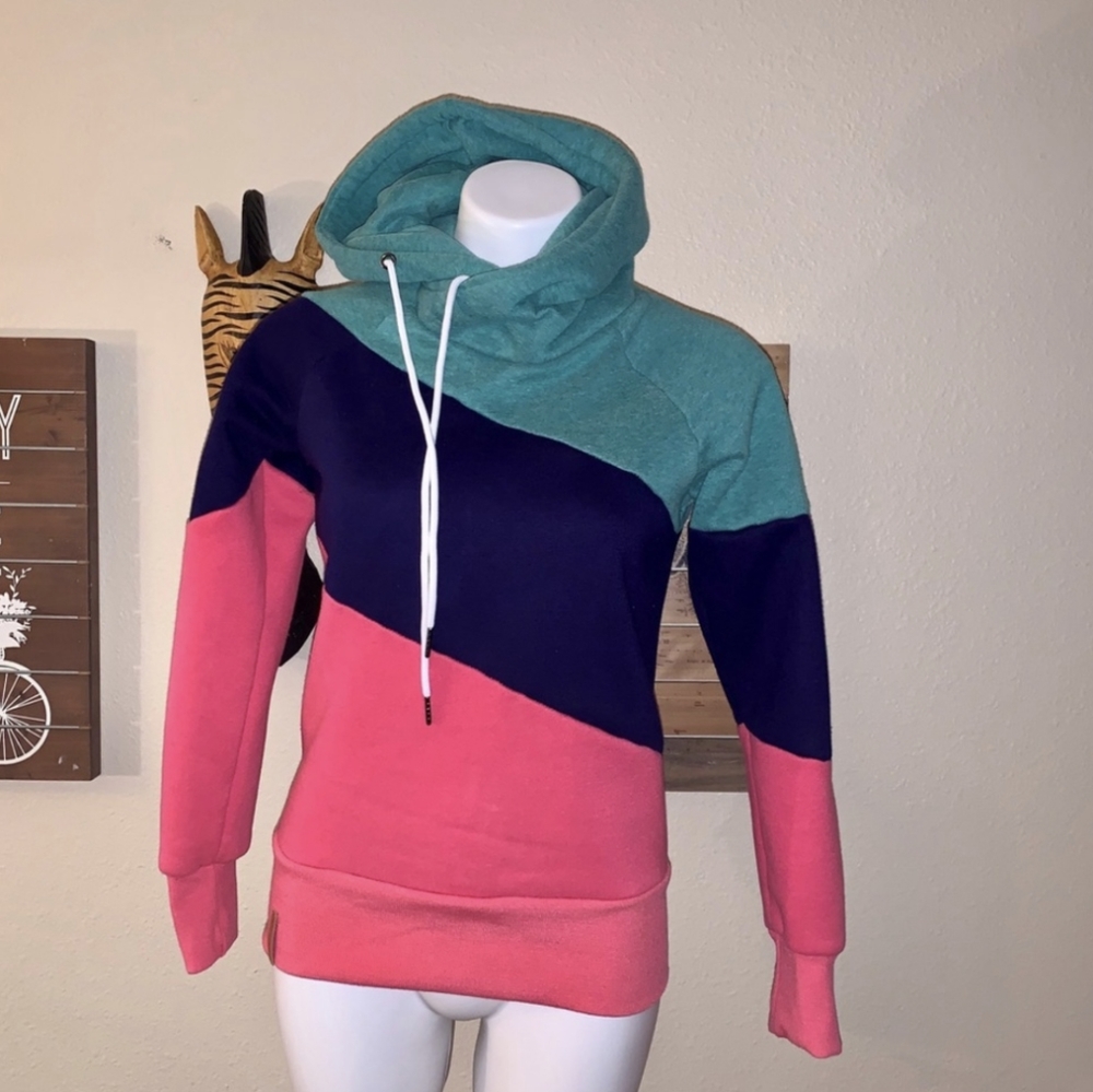 Block colored hoodie
